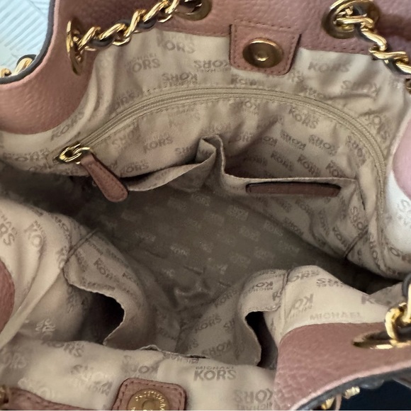 Michael Kors Blush Frankie Medium Drawstring Messenger Crossbody Bag - Picture 6 of 6